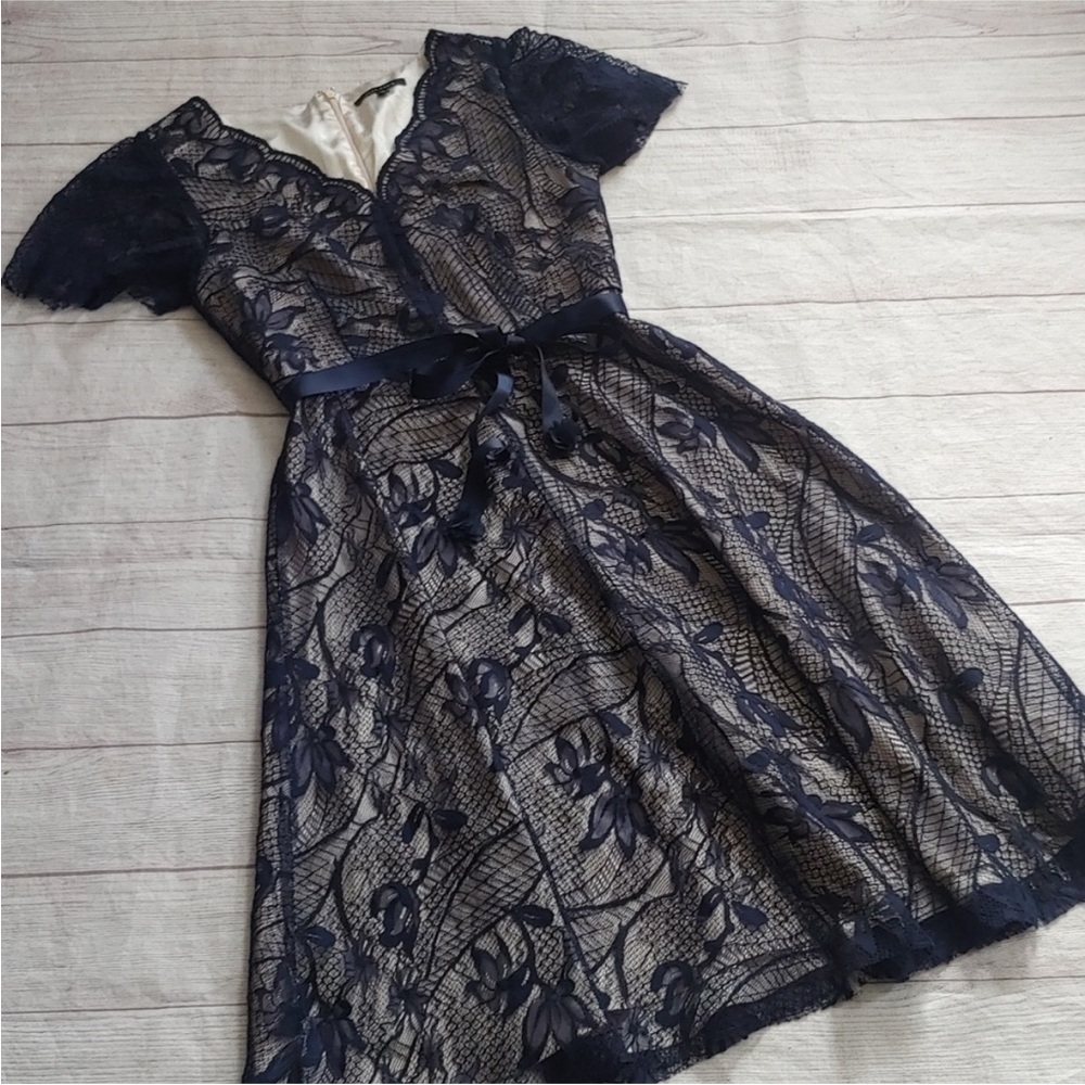 ALEX MARIE NAVY LACE DRESS - Picture 1 of 10